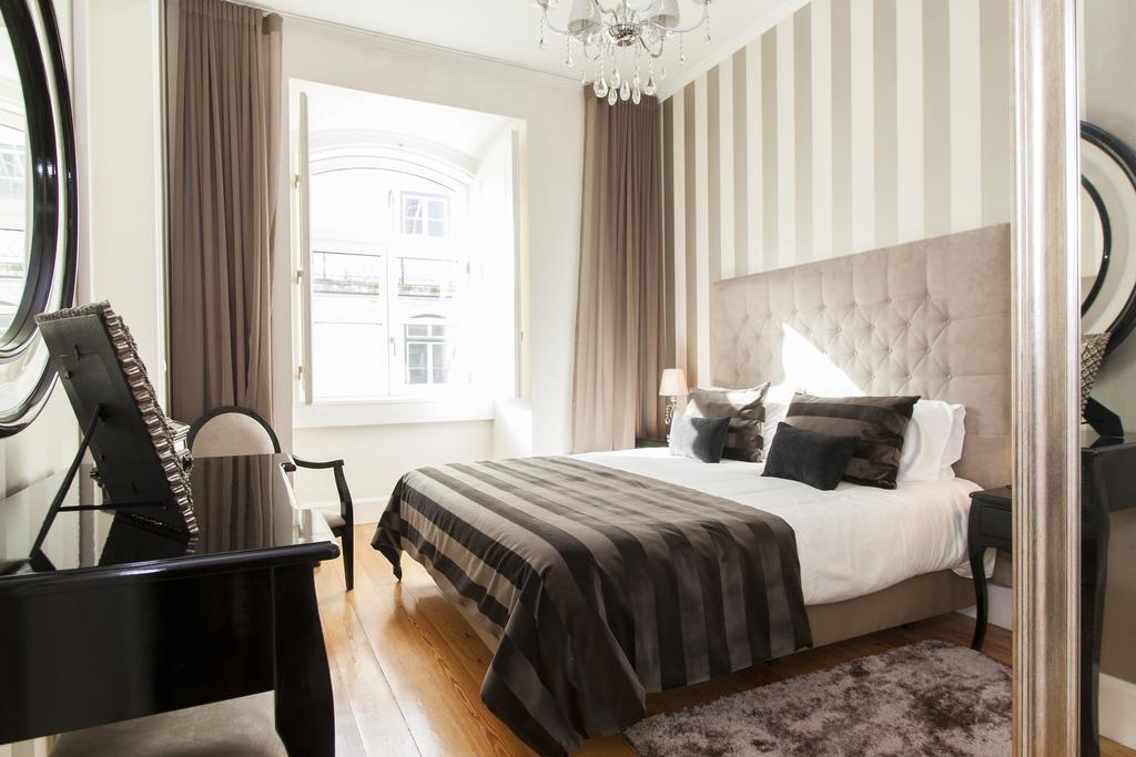 Joivy Downtown Blue Apartments Lisbon Room photo